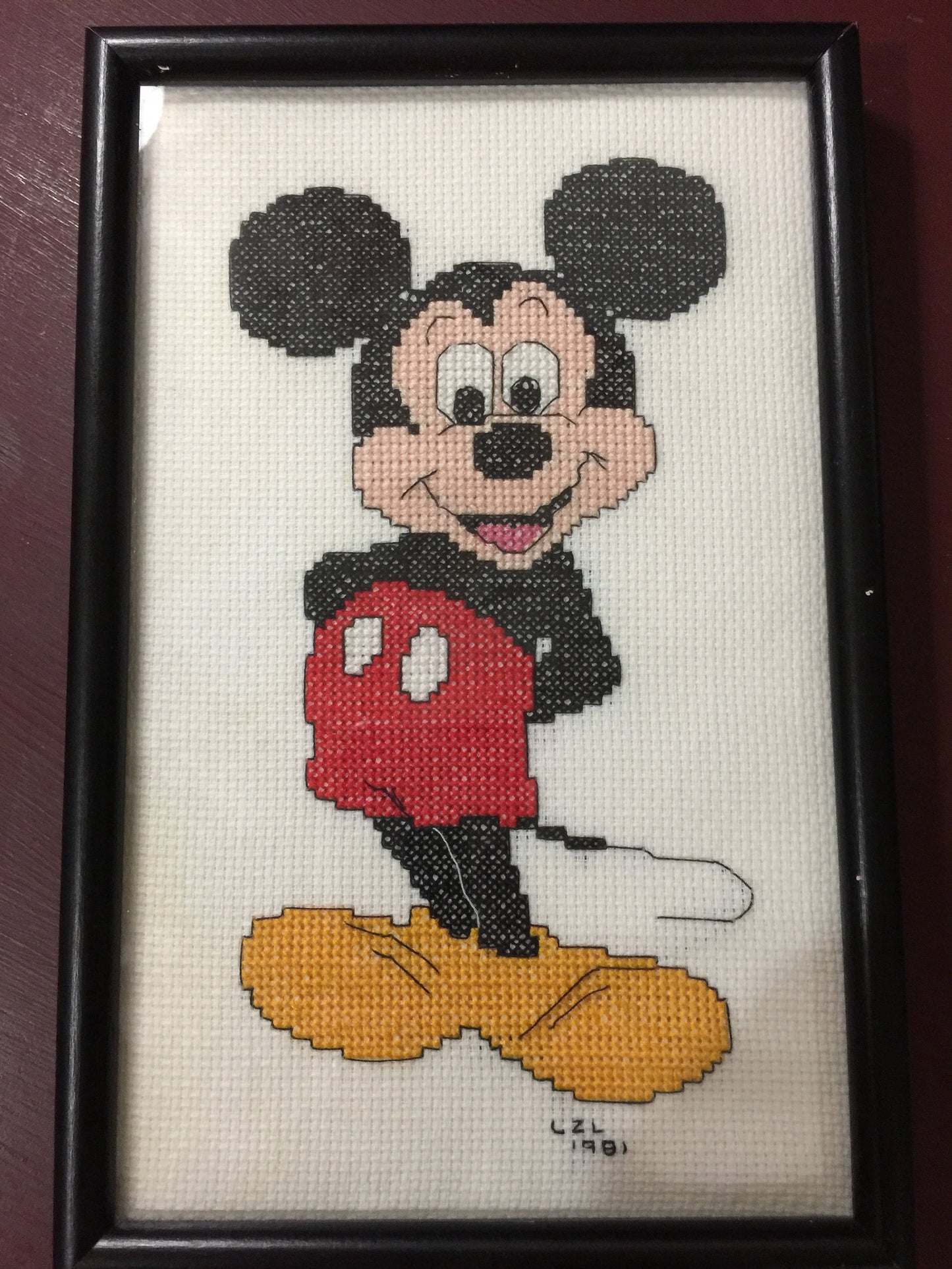 Mickey Mouse Vintage 1981, nice framed finished project