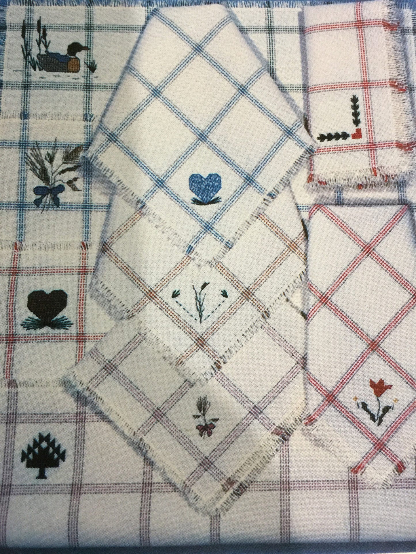 The Design Emporium, More Country Table Linens, by Brenda Davis Leaflet 5  Vintage 1985, Counted Cross stitch pattern