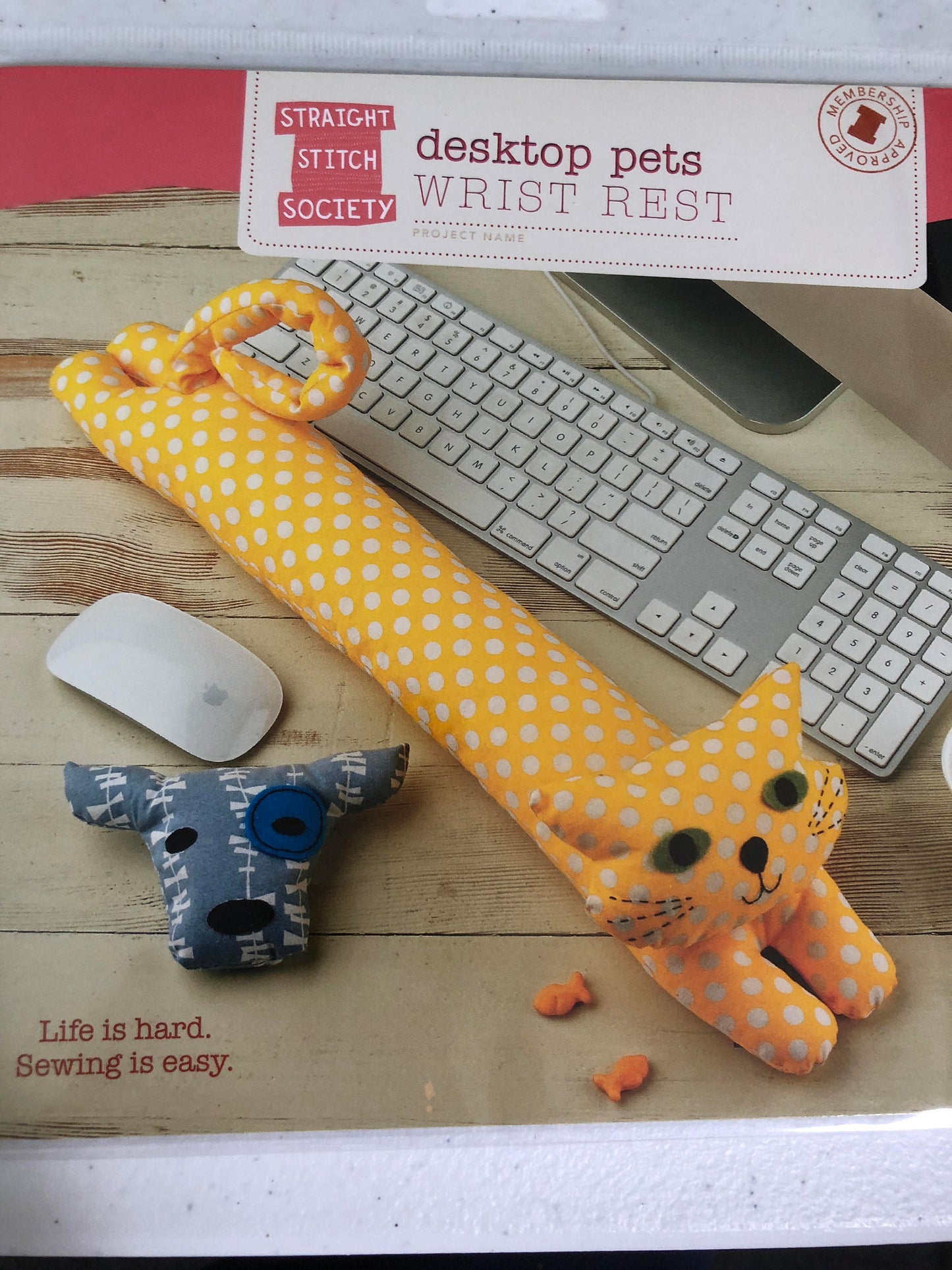 Straight Stitch Society, desktop pets, Wrist Rest, Sewing Pattern