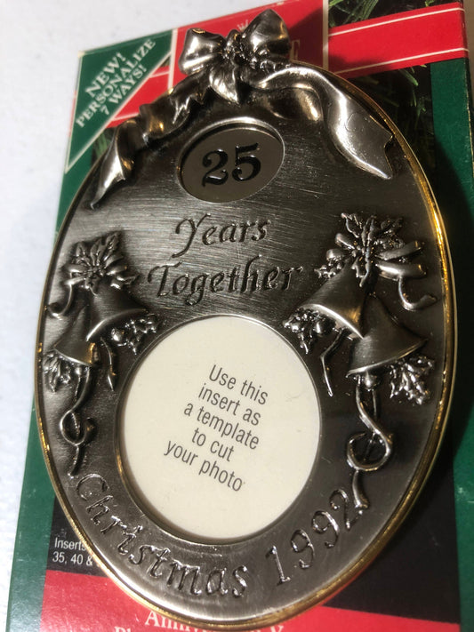 Hallmark, Anniversary Year with 5th, 10th, 25th, 30th, 35th, 40th, or 50th charms, Vintage 1992, Keepsake Ornament, QX4851