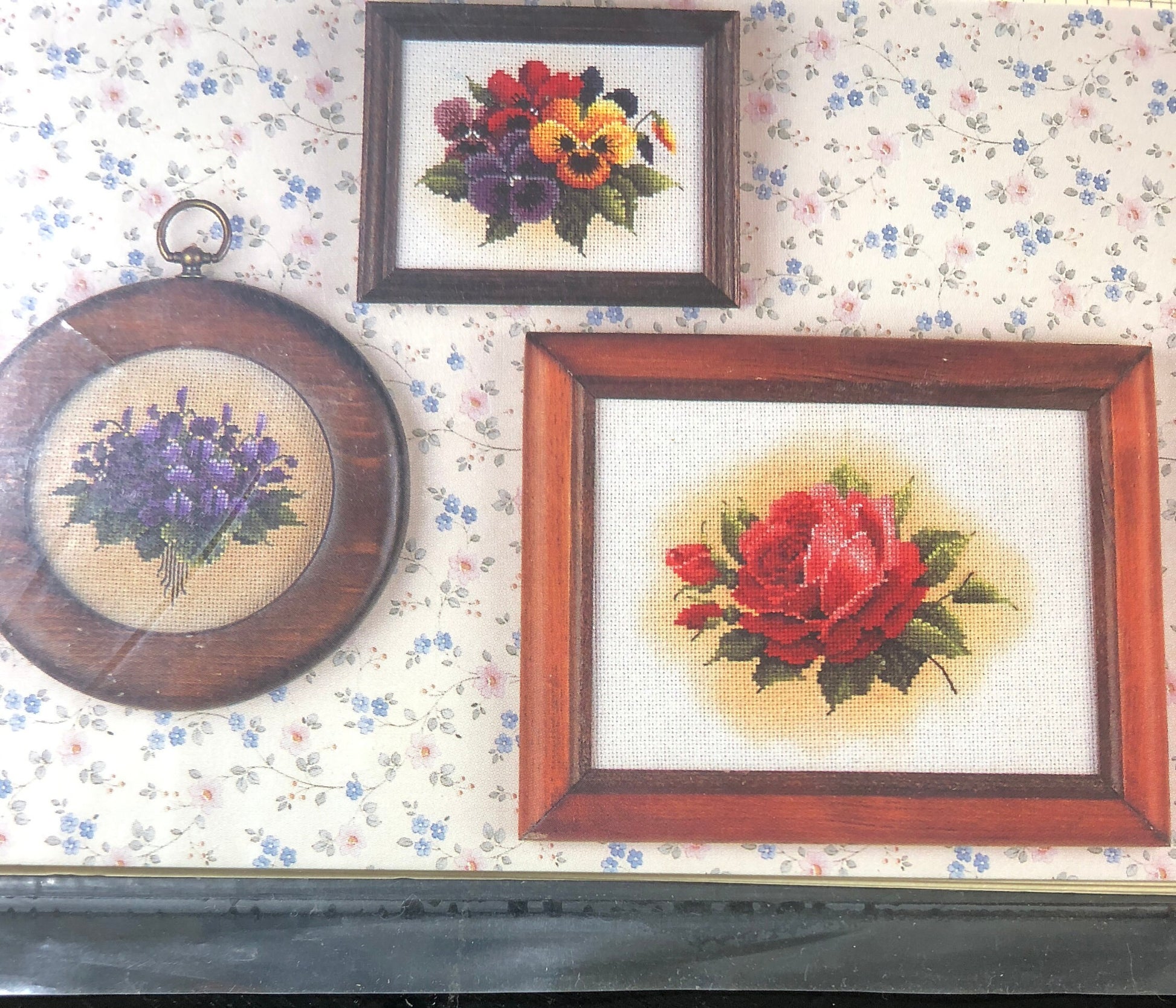 Lavender & Lace, Violets, Pansies, Roses, Vintage, Counted Cross Stitch Pattern