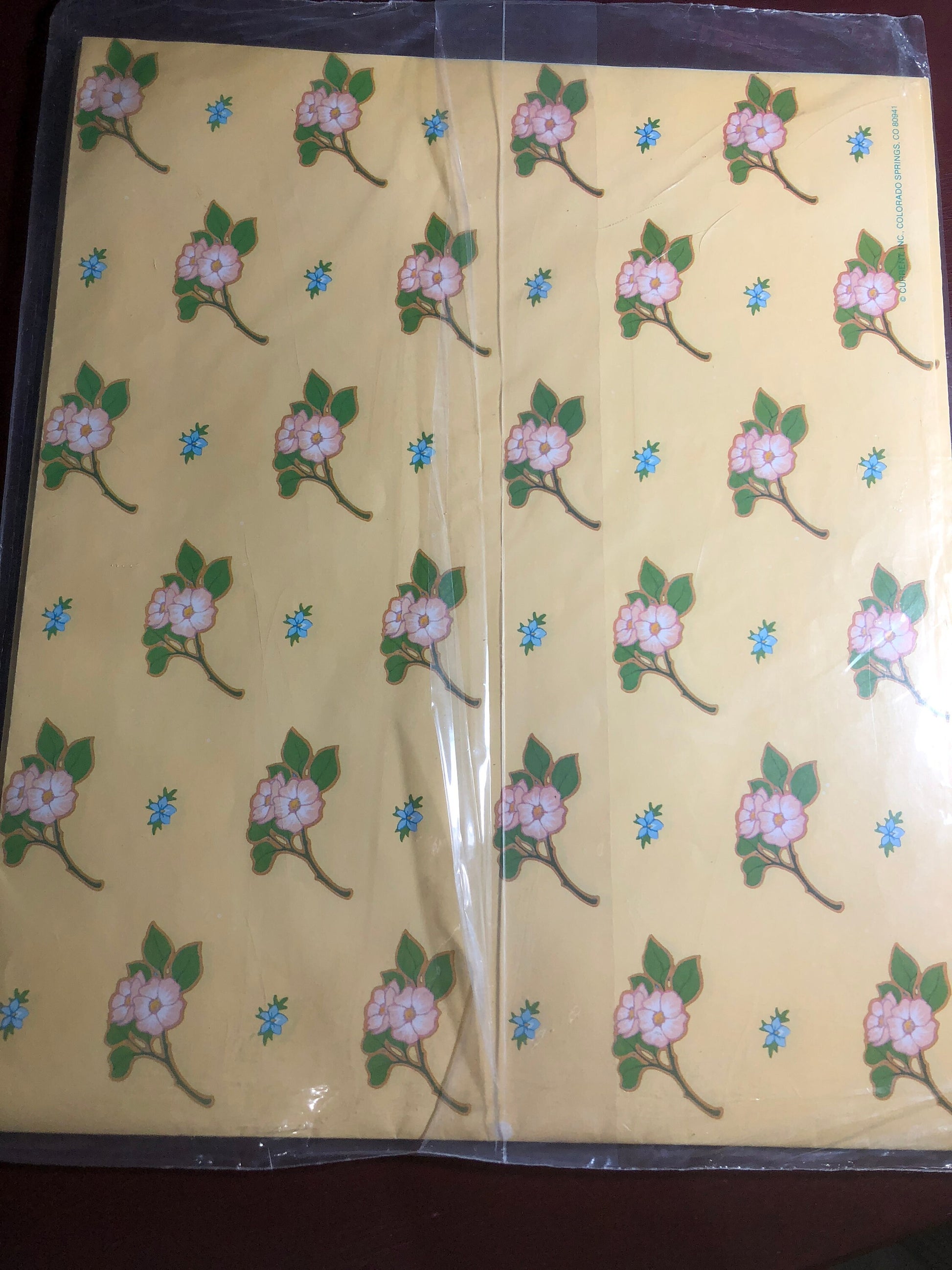 Current, BLOSSOM TIME, Everyday Gift Wrap, Vintage 1981, Includes 2, 24 by 30 inch wraps and 2 3 by 4 inch gift cards with envelopes