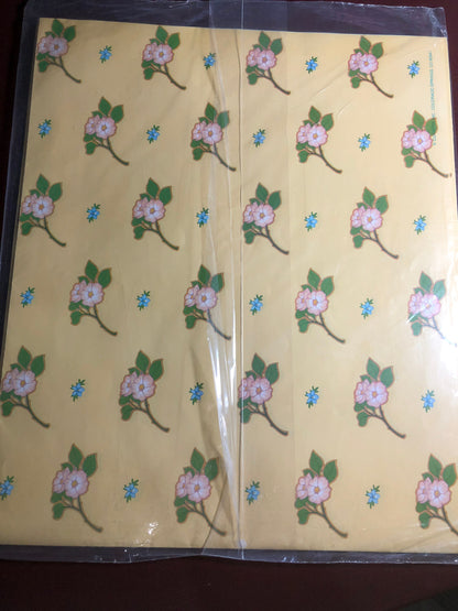 Current, BLOSSOM TIME, Everyday Gift Wrap, Vintage 1981, Includes 2, 24 by 30 inch wraps and 2 3 by 4 inch gift cards with envelopes