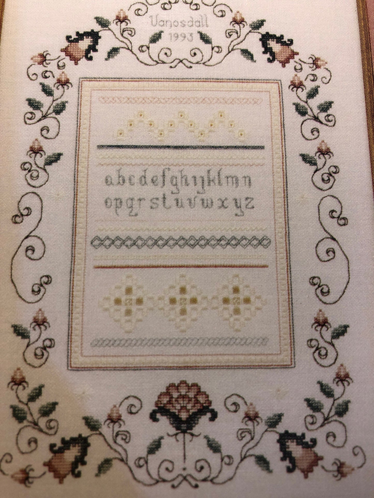 The Sweetheart Tree, Jacobean Floral Sampler, Sandra Cox Vanosdall, Vintage 1994, Counted Cross Stitch Pattern