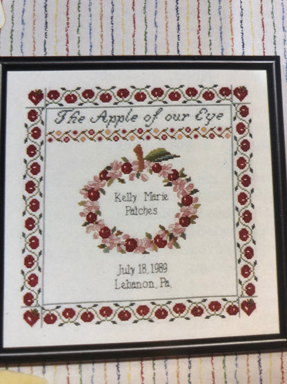 Ginger & Spice, Apple - Beary Baby Sampler, 9001, Vintage 1989, Counted Cross Stitch Patterns