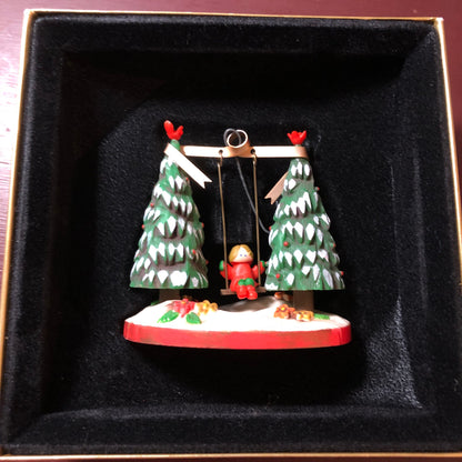 Hallmark, Outdoor Fun, Tree Trimmer Collection Ornament, Vintage 1979, QX1507