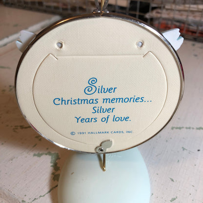 Hallmark, Twenty-Five Years Together, Keepsake Ornament, Dated 1991, QX4947* *Picture Frame Ornament