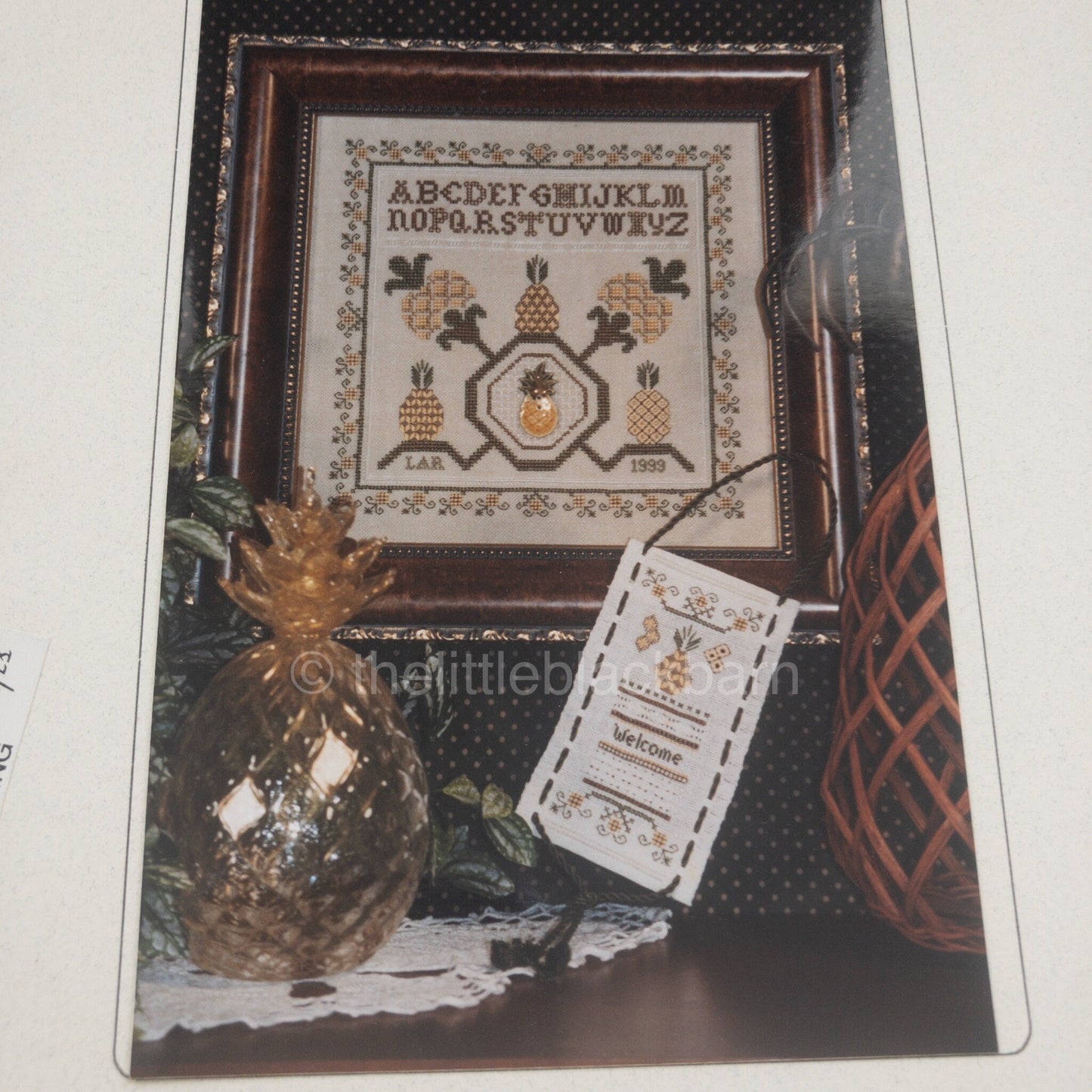 The Pineapple Sampler, Hillside Samplings, Vintage 1999, Counted Cross Stitch Design