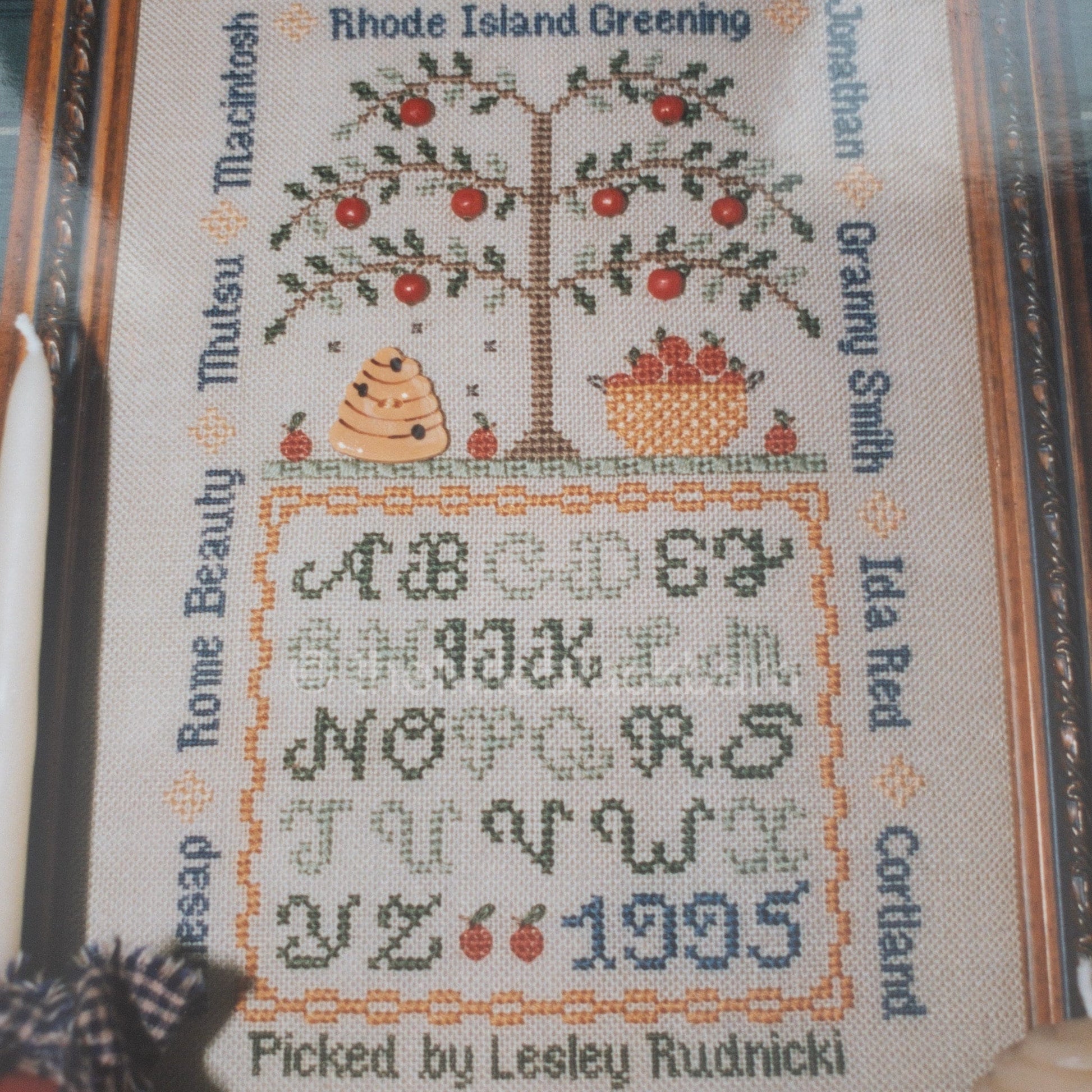 Apple Orchard Sampling, Hillside Samplings, Vintage 1995, Counted Cross Stitch Design