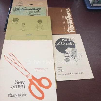 Set of 6 Vintage Sewing Books, This is a great set for those who love to sew*