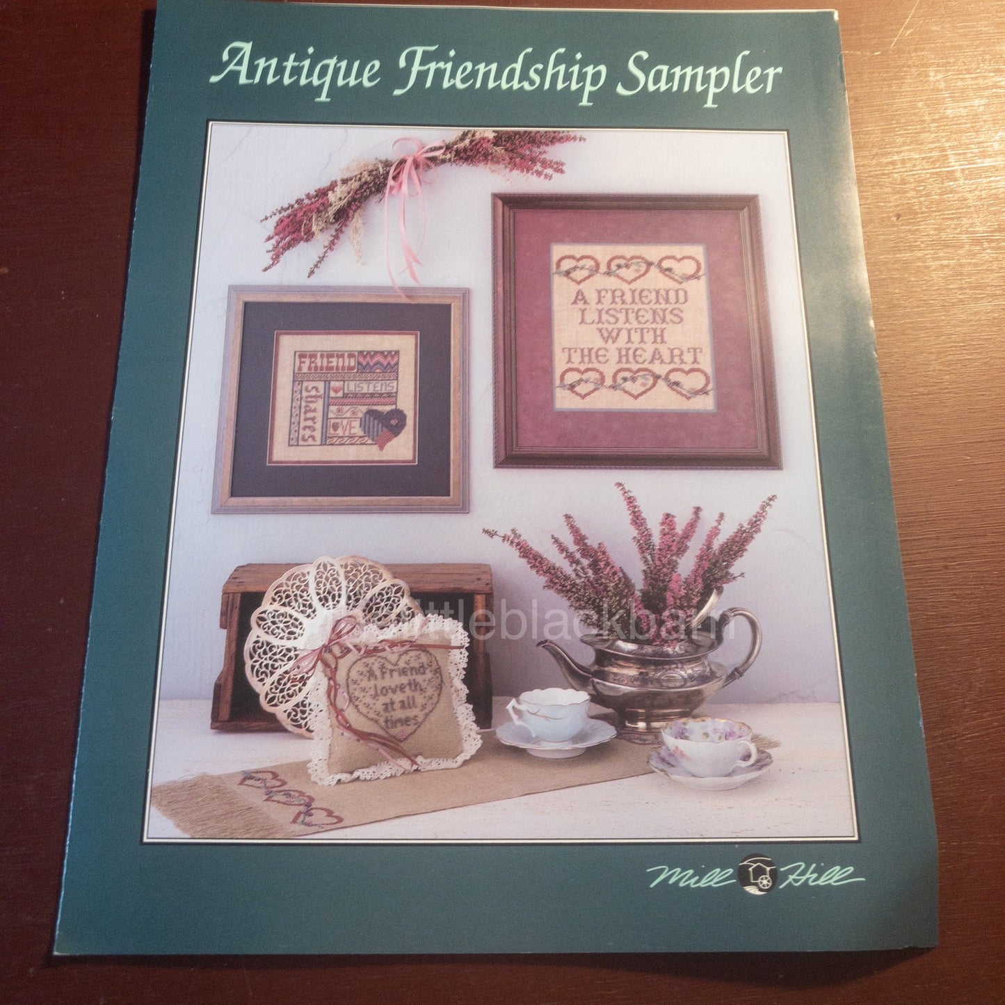 Mill Hill, Antique Friendship Sampler, with Fabric, Anchor Floss and Beads