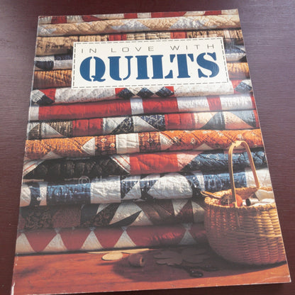 Leisure Arts, In Love With QUILTS, Vintage 1993, Quilt Pattern Book