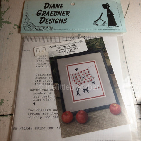 Diane Graebner Designs, Apple Quilt Vintage Counted Cross Stitch Chart