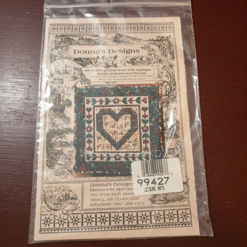 Donna Design's, Mini Log Cabin Heart, with Applique Border of Hearts and Flowers*