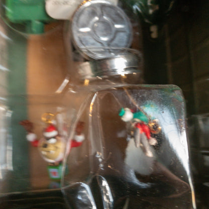Matrix, Looney Tunes, Taz, Bugs, and Daffy, Filmcan,Vintage 1995,Solar Ornament, with Solar Motion