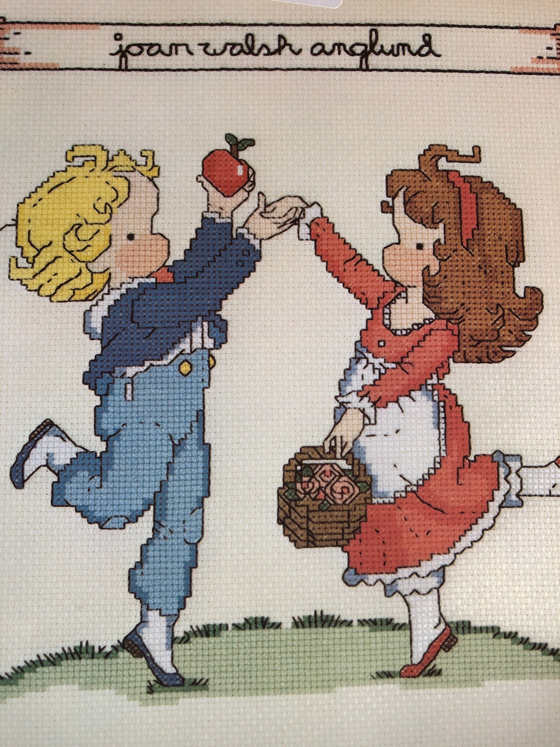Gloria & Pat, Joan Walsh anglund, Book 17, Vintage 1983, Counted Cross Stitch Chart