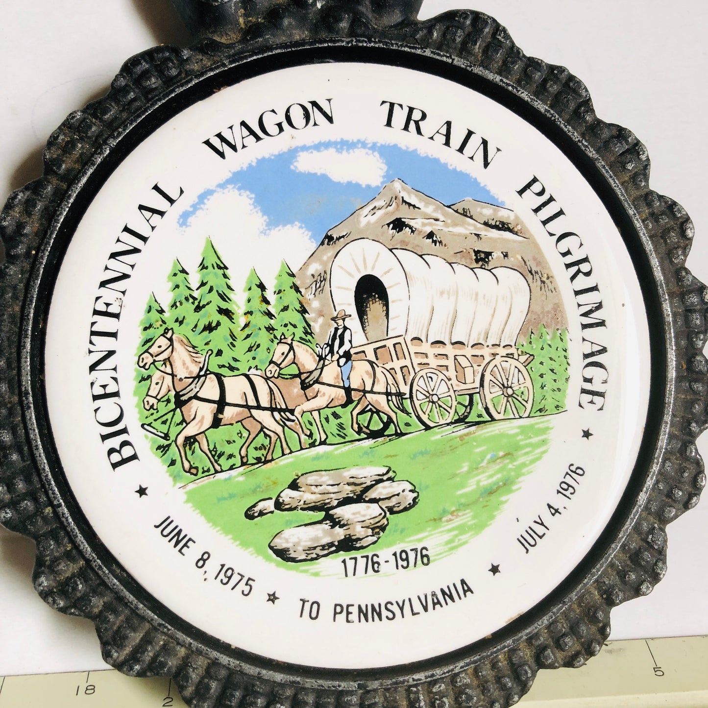 Pennsylvania, Bicentennial Wagon Train, 1976, Pilgrimage Ceramic tile/cast iron trivet