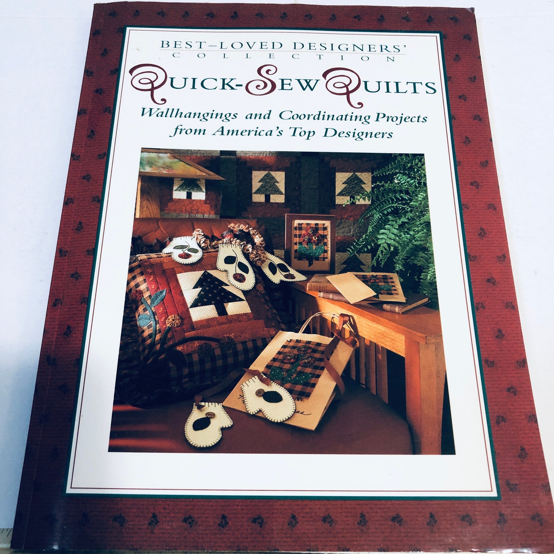 Best Loved Designs Collection, Quick Sew Quilts, Vintage 1996, Softcover Quilting Book, 126 Pages*