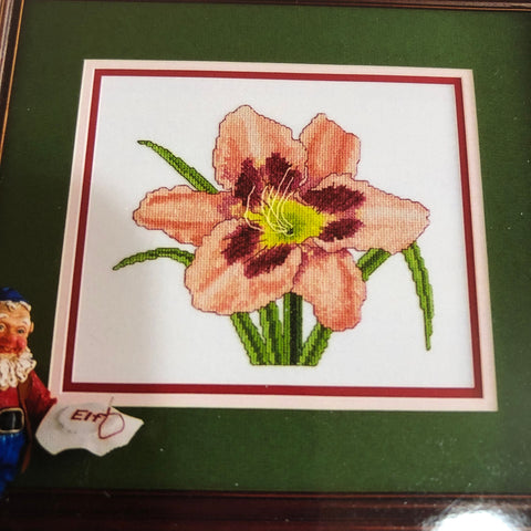 Elf Charts, Daylily, Paper Butterfly, Vintage 2000, Counted Cross Stitch Chart
