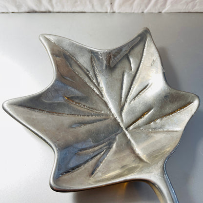 Hoselton, Maple Leaf Trinket Dish, 527 Cast Aluminum