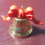 Hallmark, Golden Bell with Red Bow, Dated 2000, KOCC, Keepsake Ornament