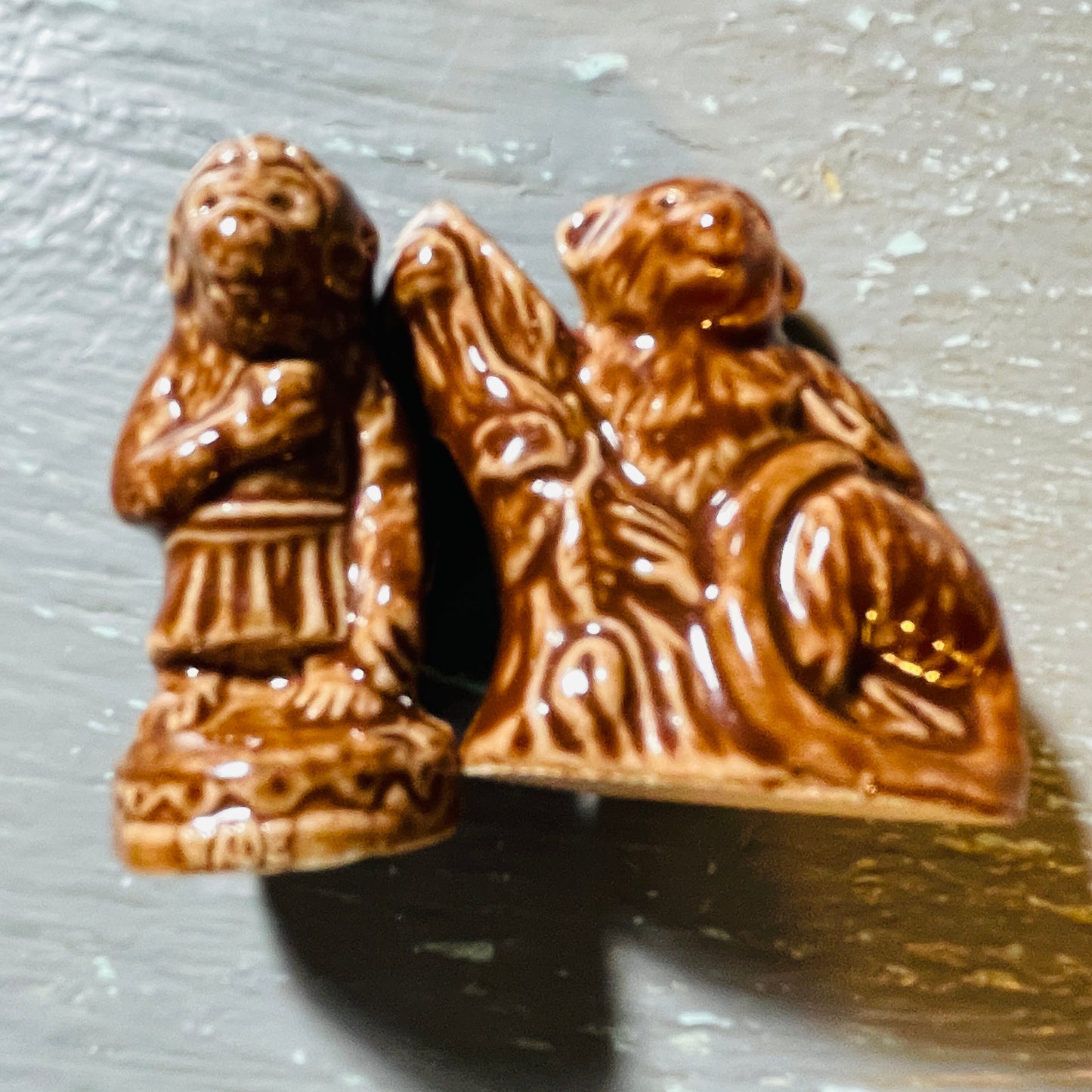 Mama and papa bear, set of 2, miniature brown stoneware ceramic vintage figurines