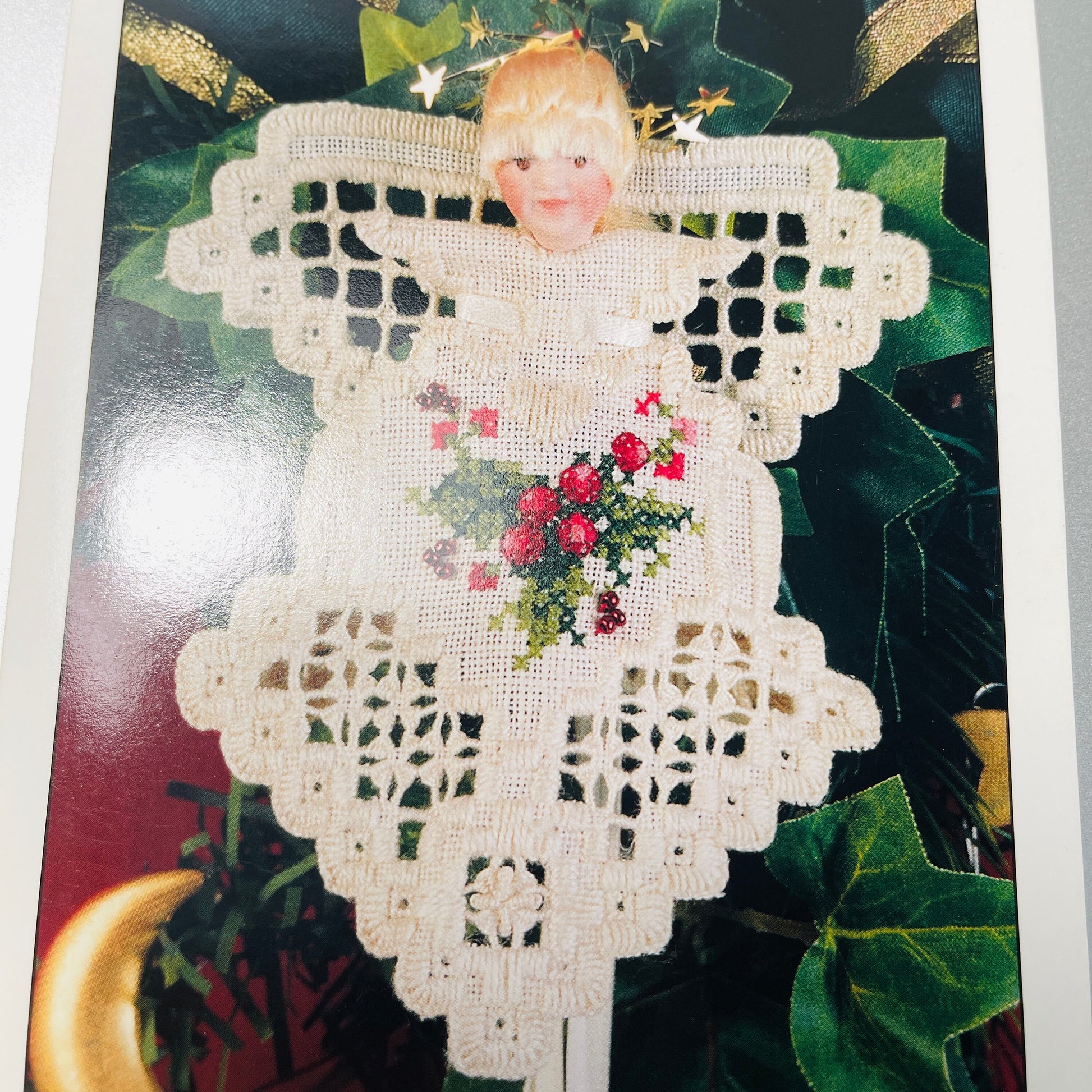 Cross 'N Patch, Angel, vintage 1999, counted cross stitch ornament chart