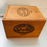 El Rey Del Mundo, Robustos, Wooden Cigar Box, Vintage Tobacciana, Collectible*