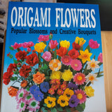 Origami Flowers, Popular Blossoms and Creative Bouquets, Hiromi Hayashi, Soft Cover Book