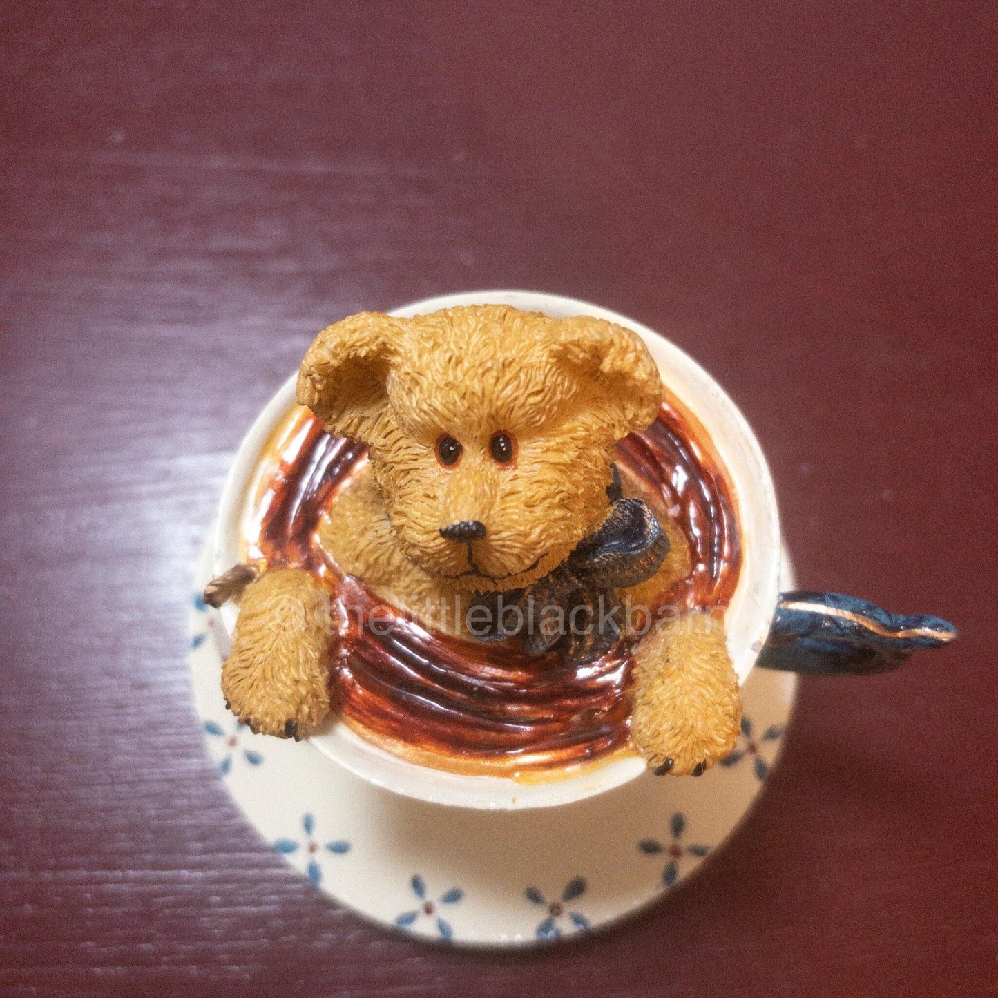 Teaberries, by Boyds Bears, Keep Your Chin Up, Figurine, NIB
