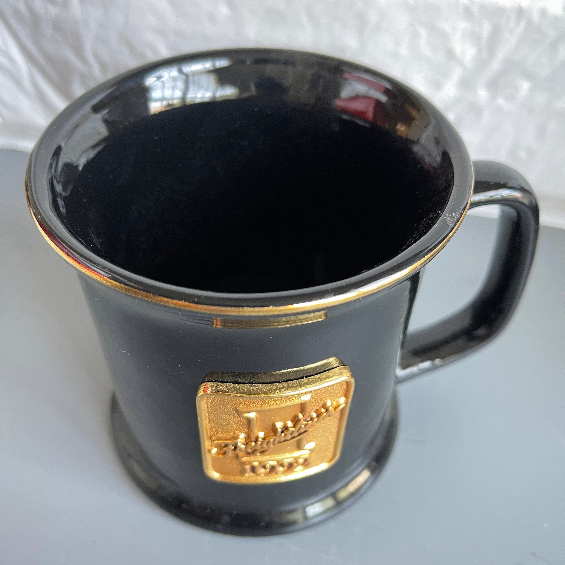 Ereightliner Number 1, Award Mug with Gold-tone Metal Medallion and trim, Vintage 1992, Collectible, Transportation, Memorabilia