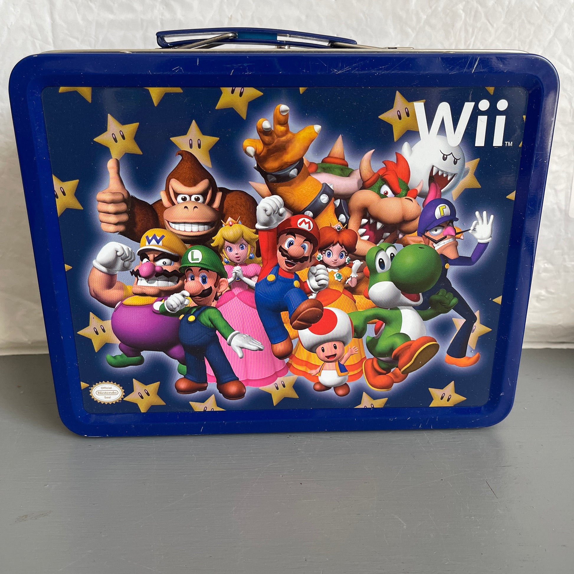 Nintendo Wii Lunch Box, with Official Nintendo Seal, Vintage Video Game Memorabilia, Collectible