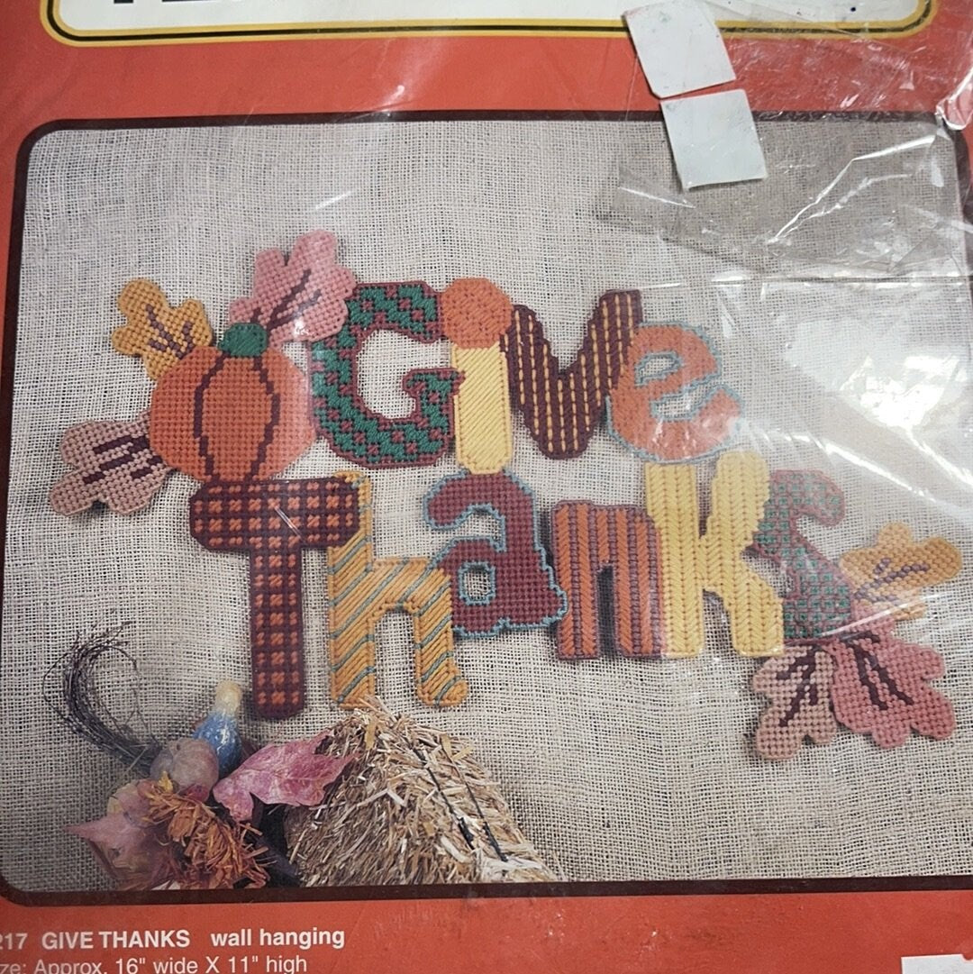 Temptations Give Thanks 4217 Vintage 1993 Plastic Canvas Wall Hanging Kit