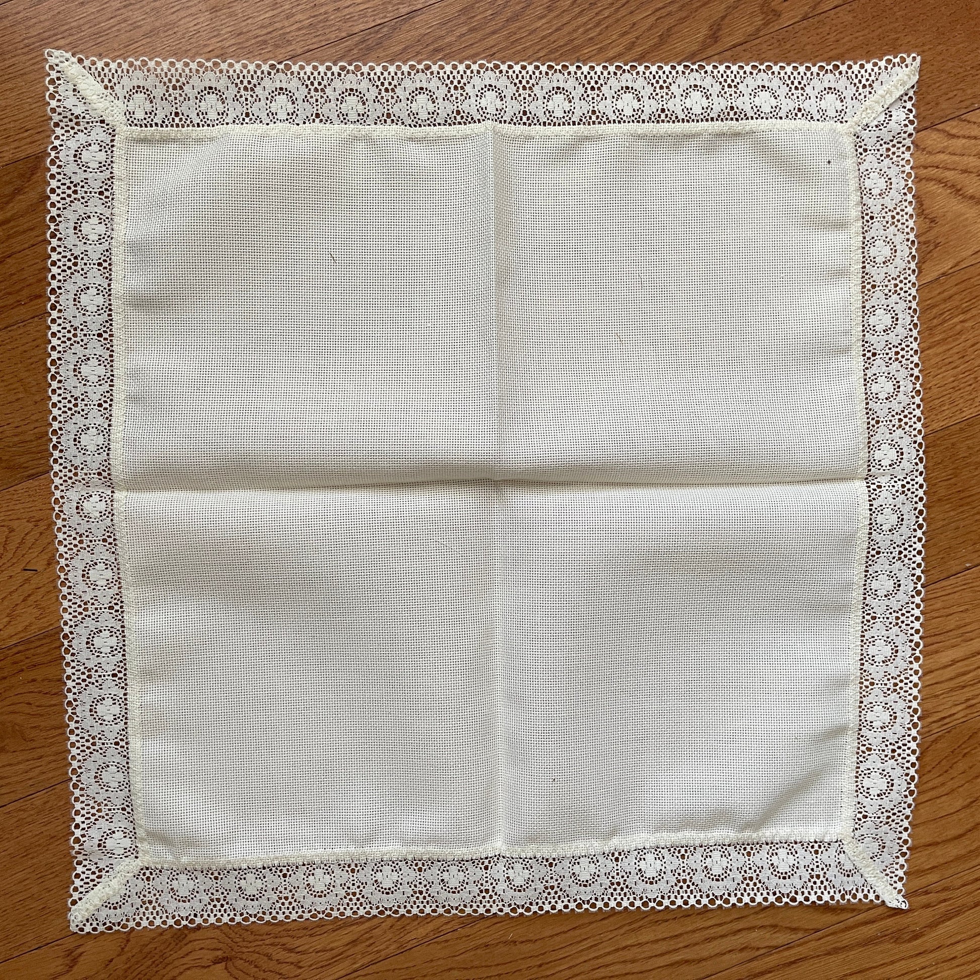 Carolina Cross Stitch Sal-Em Table Linens Ivory Choice Of... See Variations*