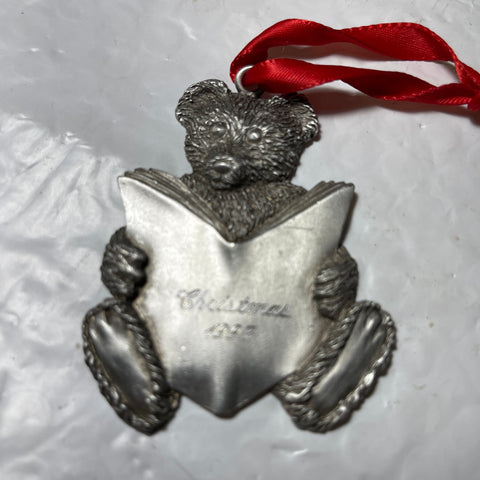 Pewter Teddy Bear Reading A Book Engraved Christmas 1997 Ornament