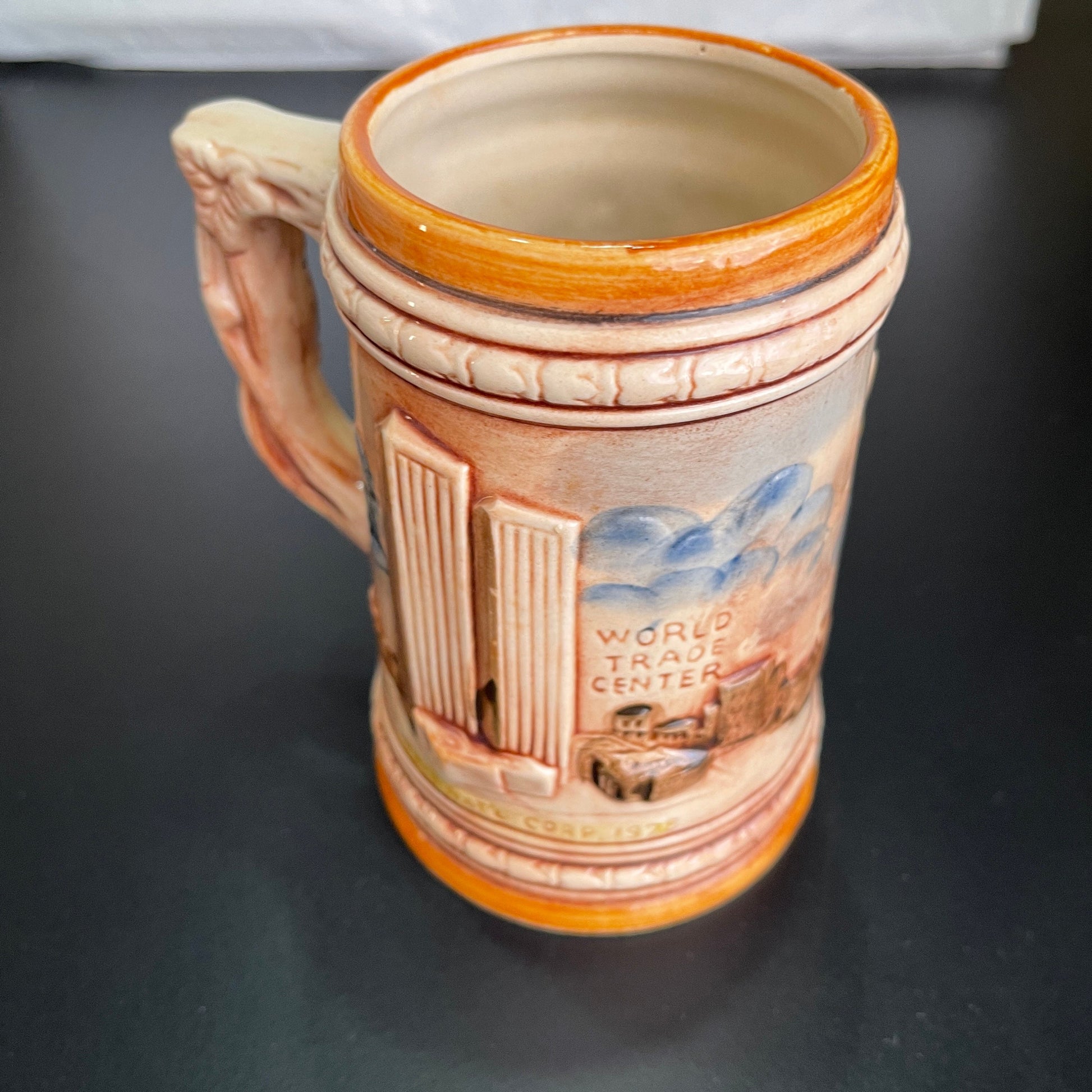 New York City Stein Depicting World Trade Center Twin Towers  Empire State Building and Statue of Liberty Vintage Souvenir Collectible  Mug*