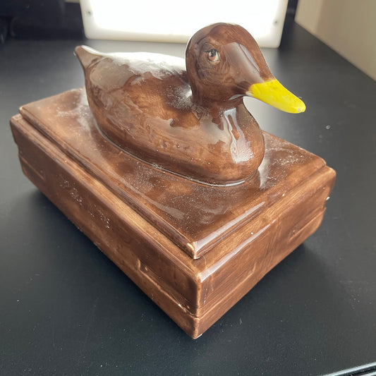 Delightful Duck Porcelain Vintage Collectible Cottagecore Keepsake/Jewelry Box*