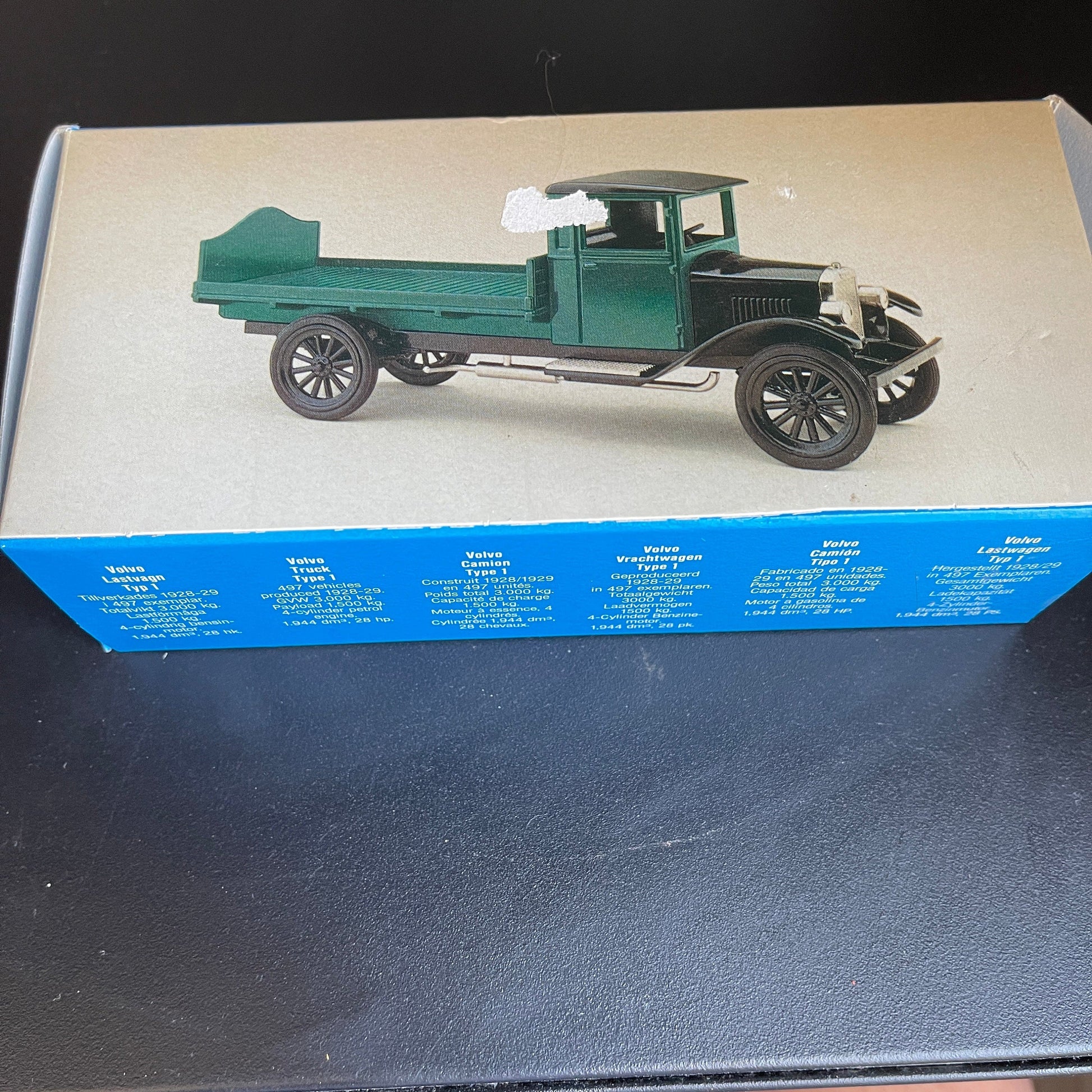 Conrad gmbh Volvo 1928 Flatbed truck vintage 1:43 scale die-cast metal truck model*