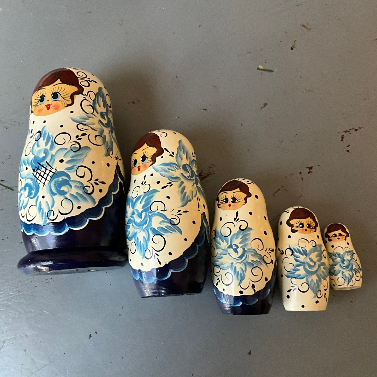 Cepzueb Tiacad signed 5 piece Russian Matryoshka hand made and painted wooden nesting dolls vintage 1993 collectible