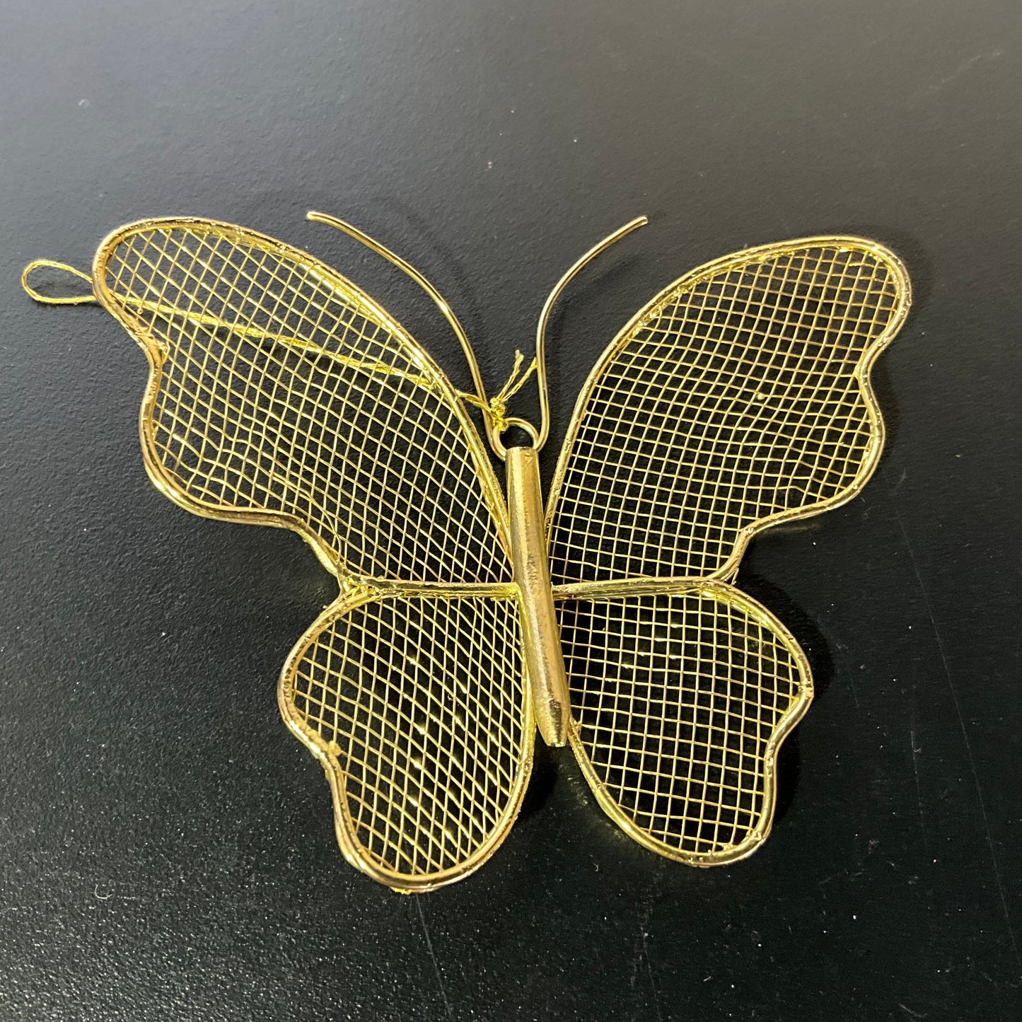 Beautiful Butterfly gold-Tone mesh decorative ornament