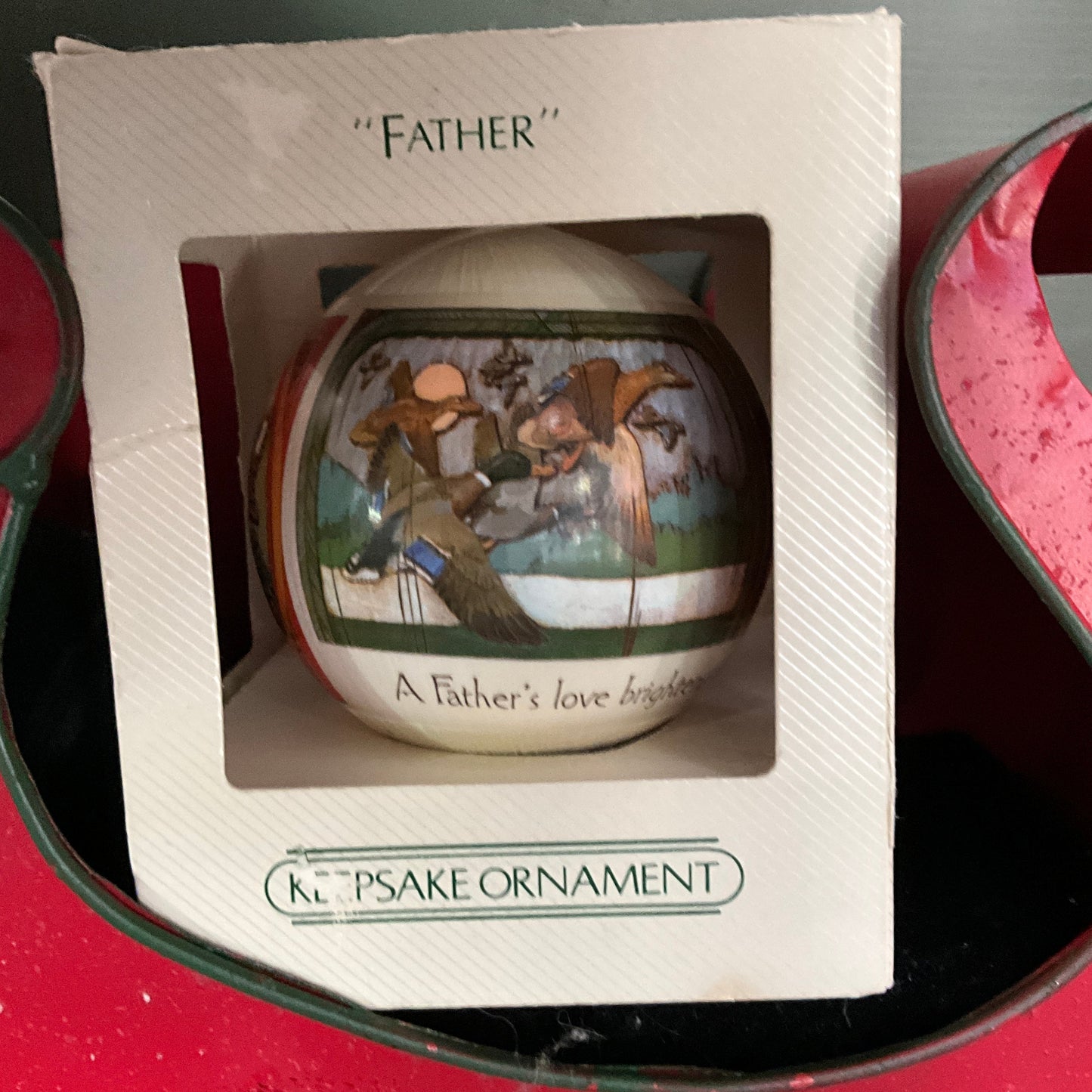 Hallmark Father dated 1882 Keepsake ornament QX2056