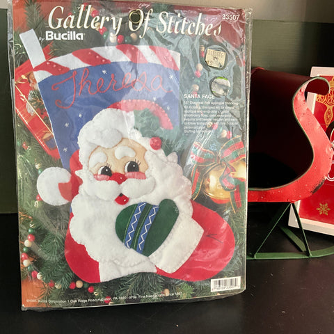 Bucilla Gallery of Stitches Santa Face vintage 1995 Felt Applique Stocking kit