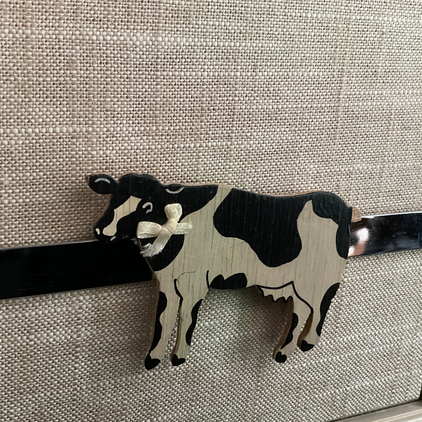 Wooden Cow magnets st of 2 vintage kitchen collectible refrigerator magnets