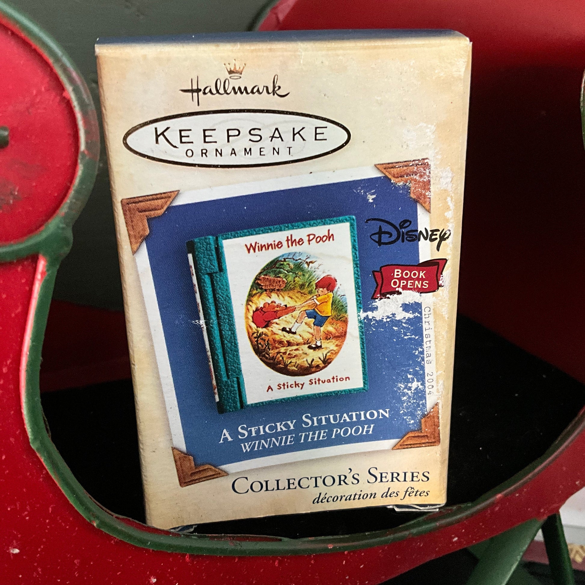 Hallmark Winnie the Pooh collector's series Keepsake Ornaments see pictures and variations*