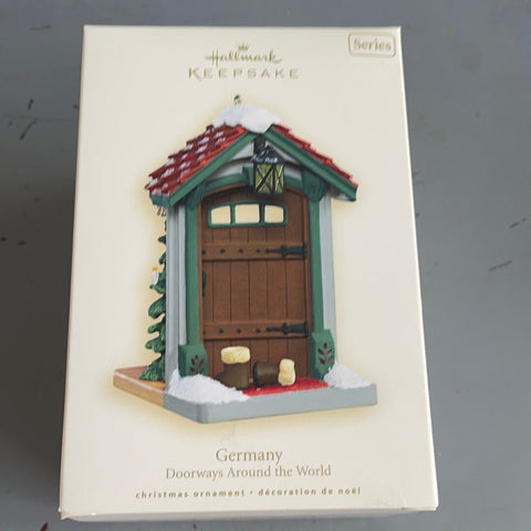 Hallmark choice Doors Around the World Collector&#39;s Series Keepsake Ornaments see pictures and variations*