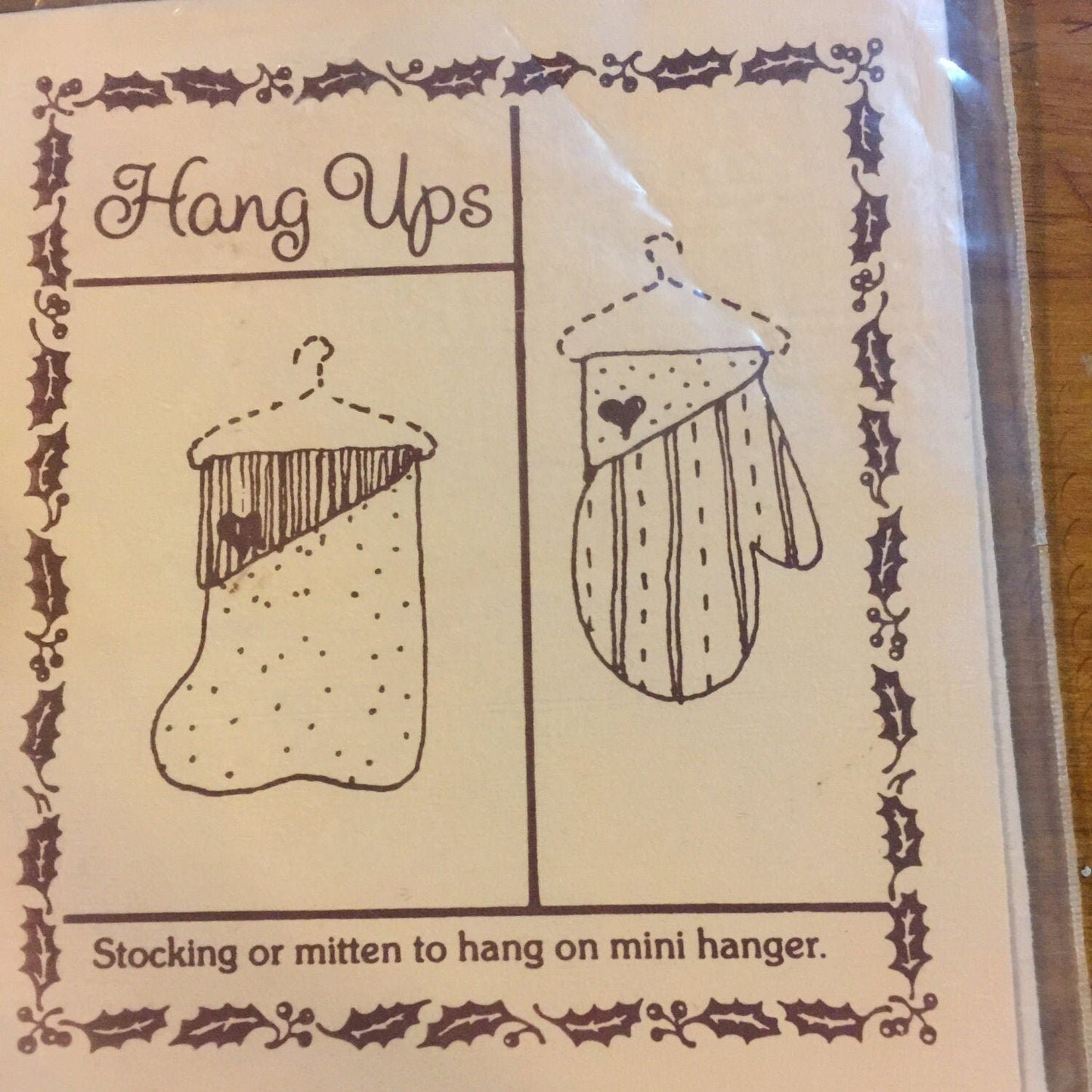 Hang Ups Stocking or Mitten pattern to hang on mini hanger