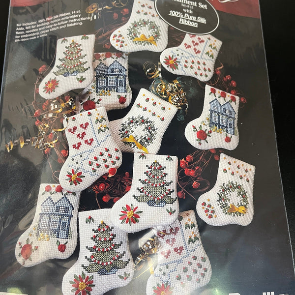 DIY Bucilla Frosty Friends Snowman Christmas Needlepoint Stocking Kit 60618