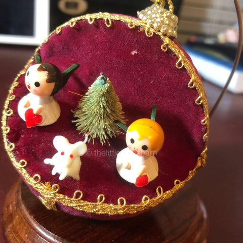Velveteen Ball Ornament, with 2 Angels a Mouse and a Christmas Tree, Christmas*
