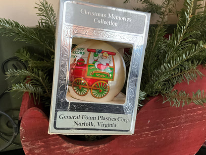 Christmas Memories Collection Santa on a Choo Choo train Happy Holidays 1988 ball ornament